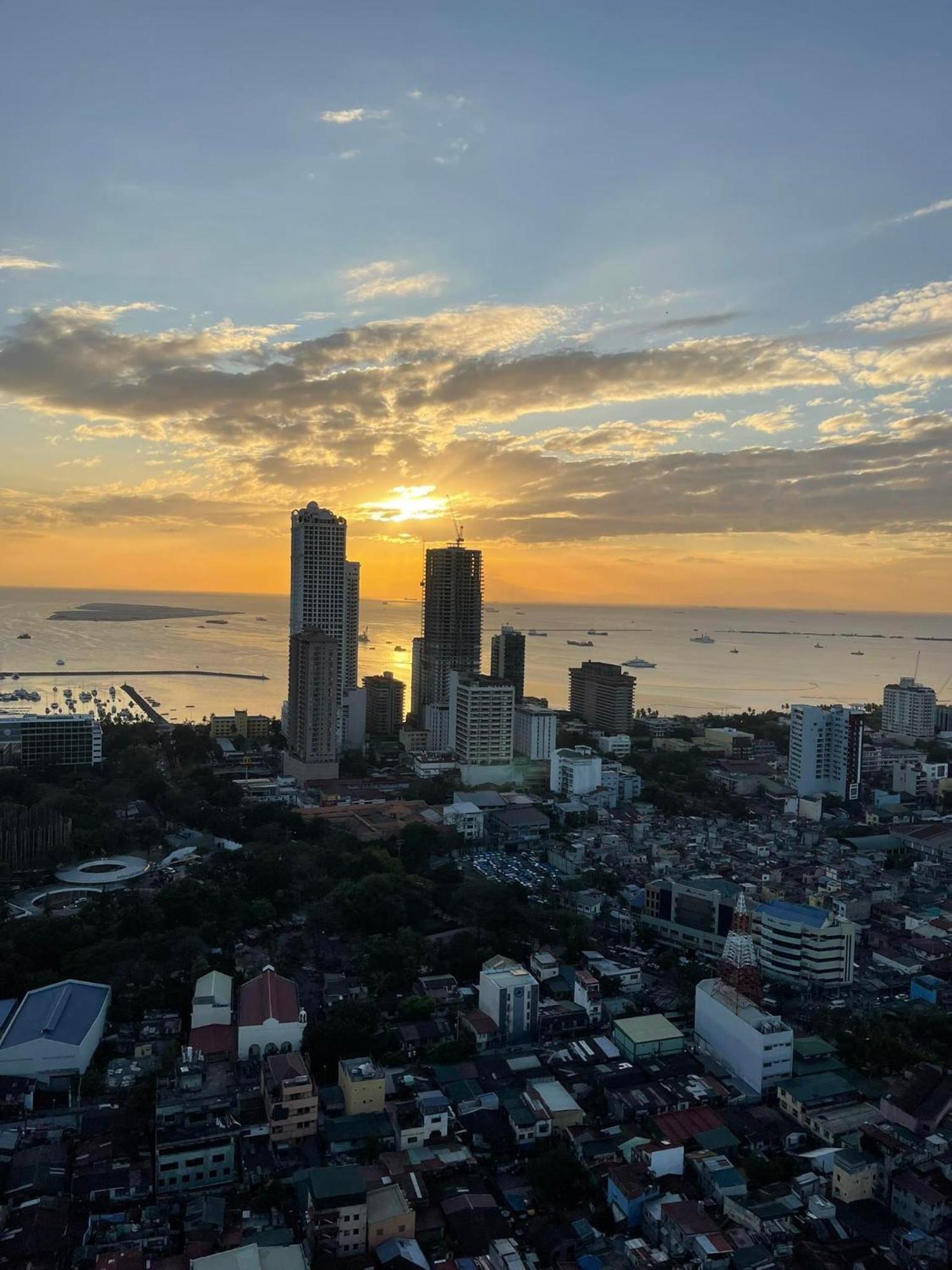 Green Residences Staycation By Pbyy Manila Eksteriør bilde