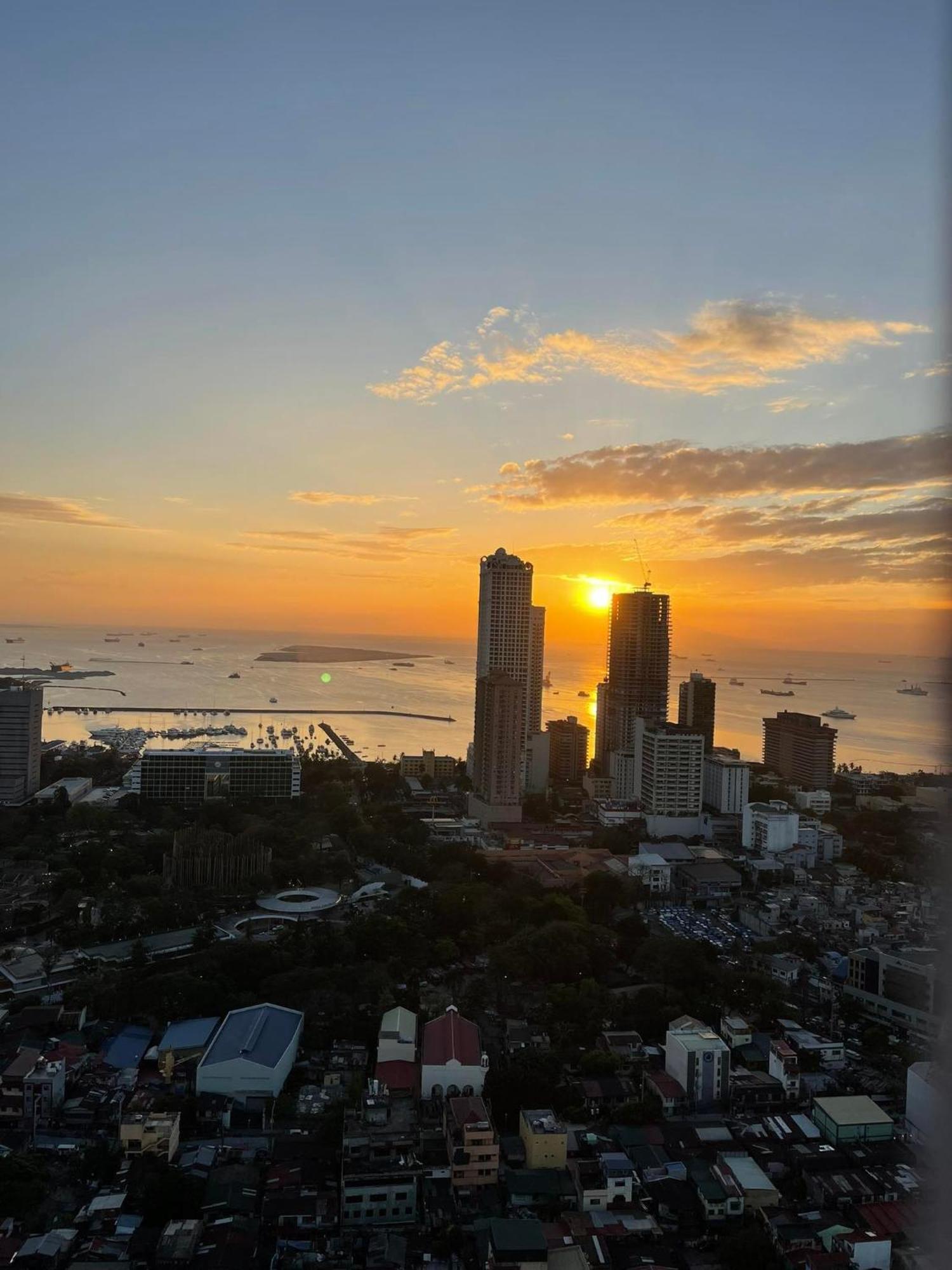 Green Residences Staycation By Pbyy Manila Eksteriør bilde